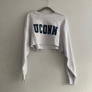 Cropped UCONN sweatshirt